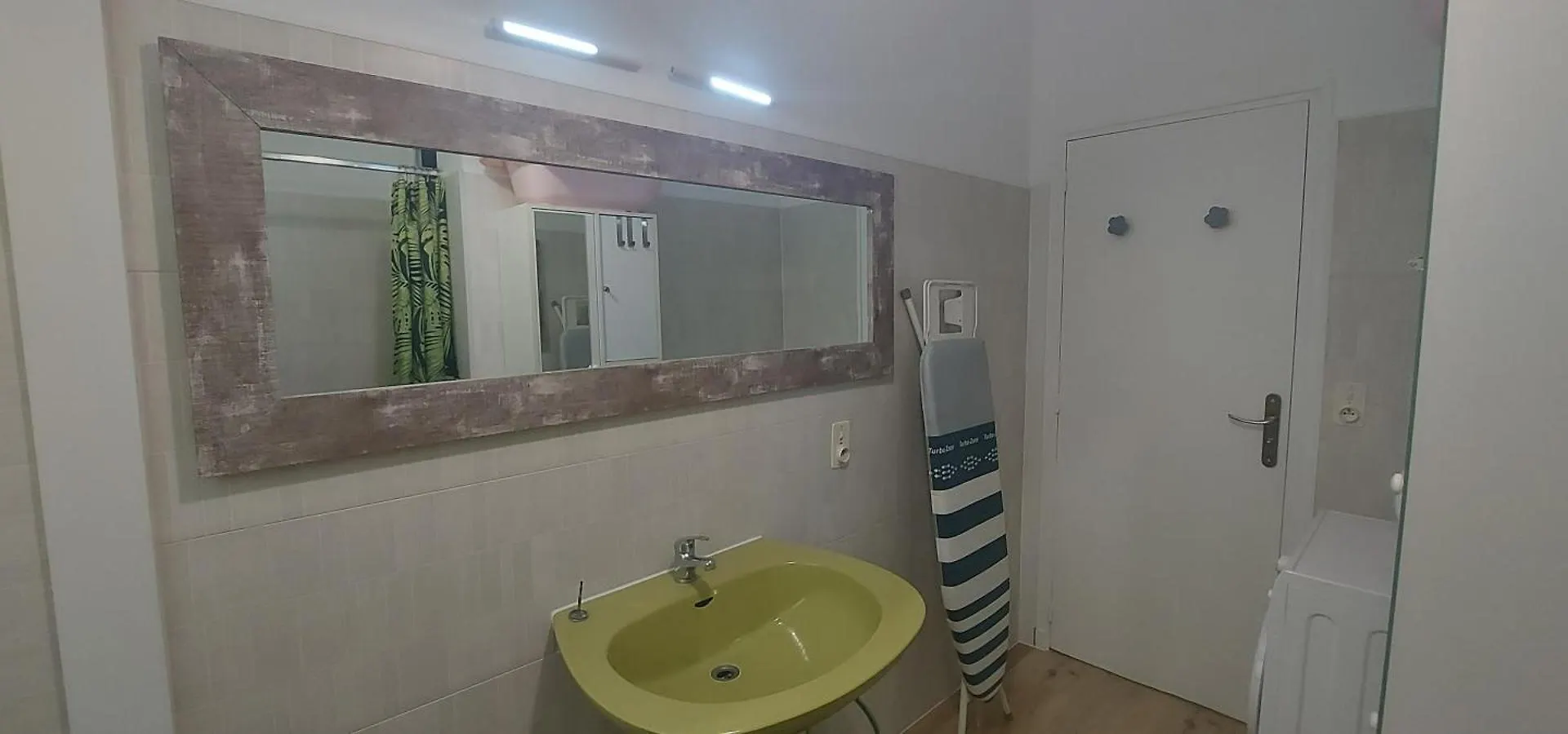 Chez Fabienne Th Lejlighed Boussens  0*, Boussens (Haute-Garonne)